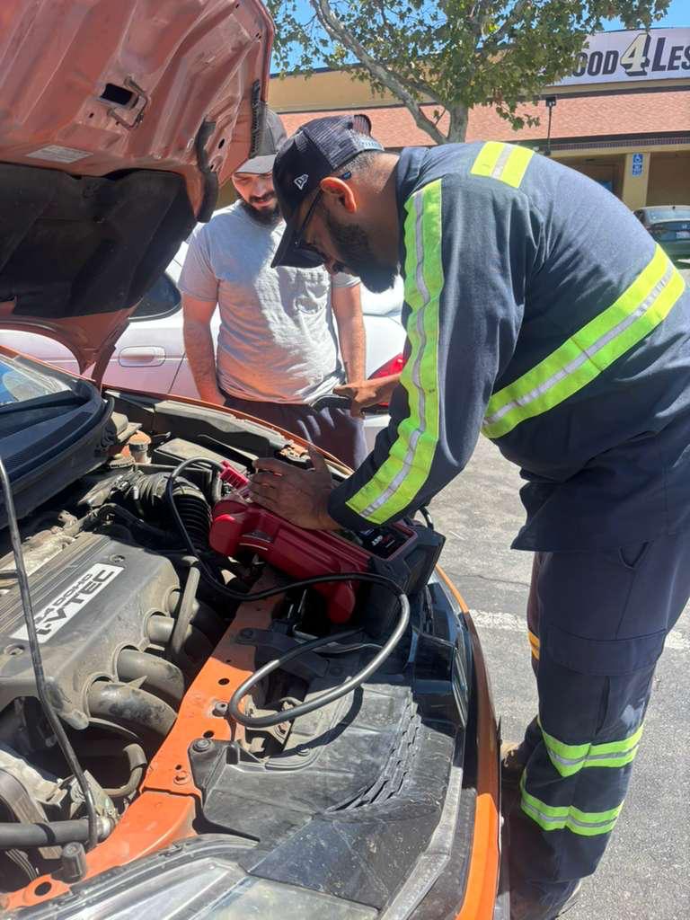 Rite Away Tow jump start service for a dead battery in Tracy, CA